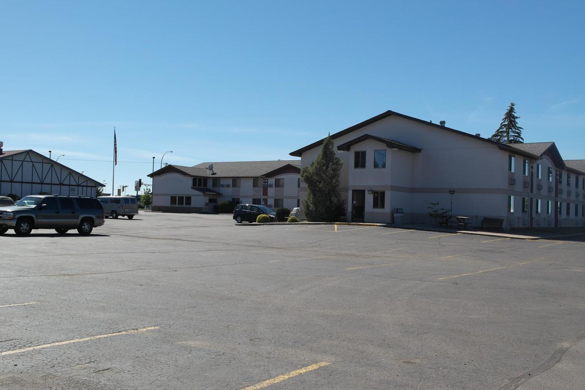 Hotel Super 8 By Wyndham Bemidji Mn Exterior foto
