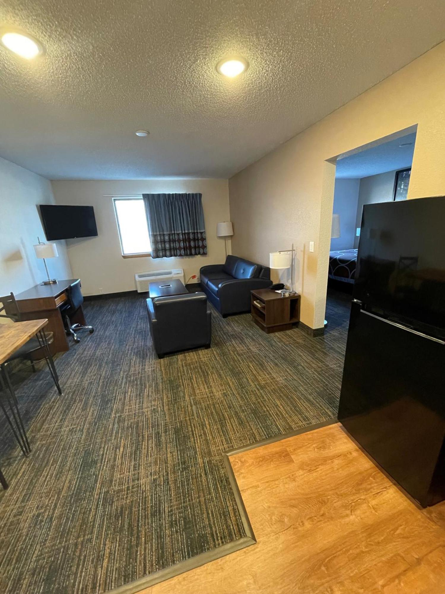 Hotel Super 8 By Wyndham Bemidji Mn Exterior foto