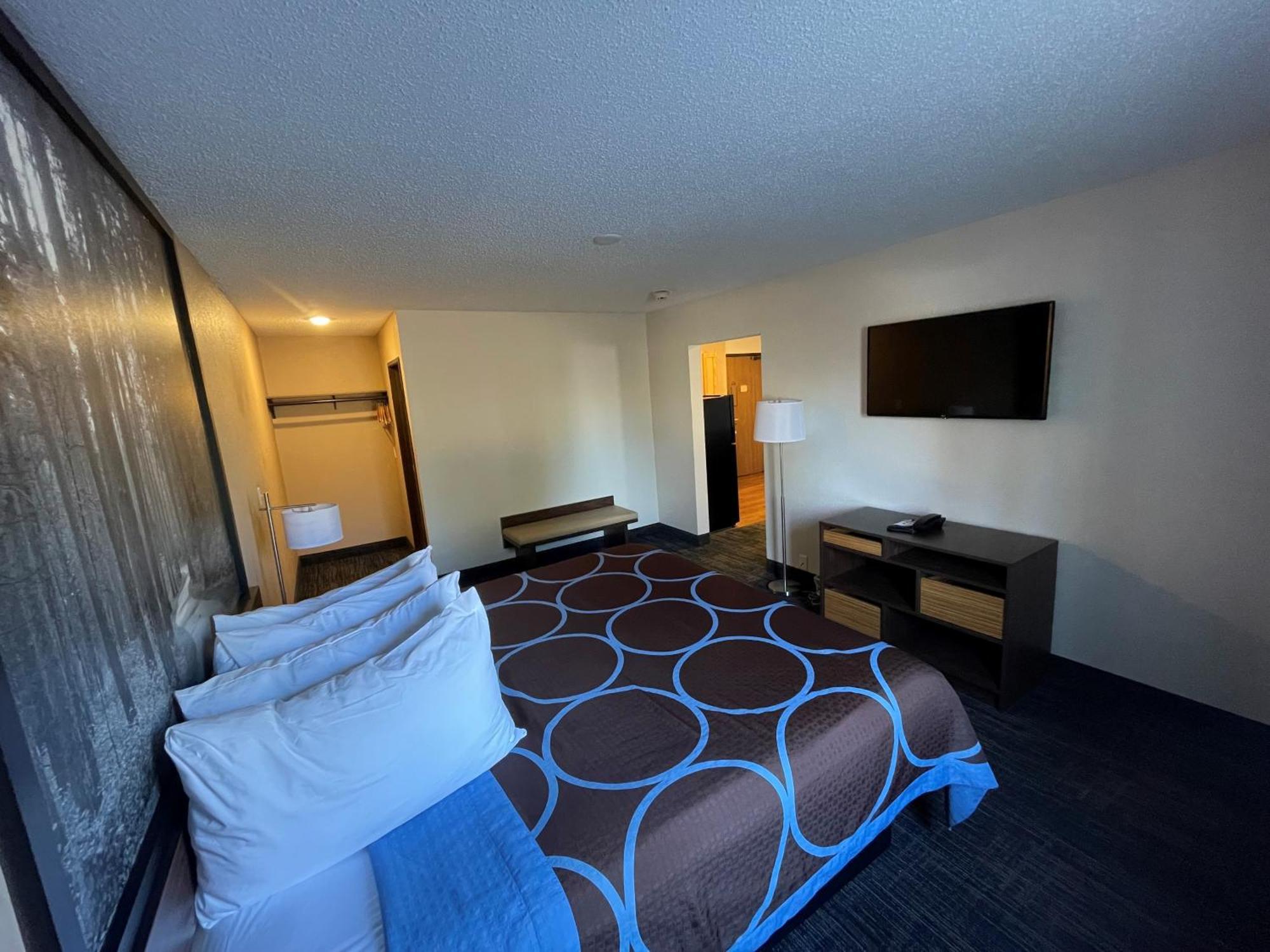 Hotel Super 8 By Wyndham Bemidji Mn Exterior foto